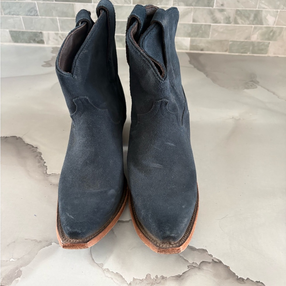Women's Suede Ankle Boots - Black